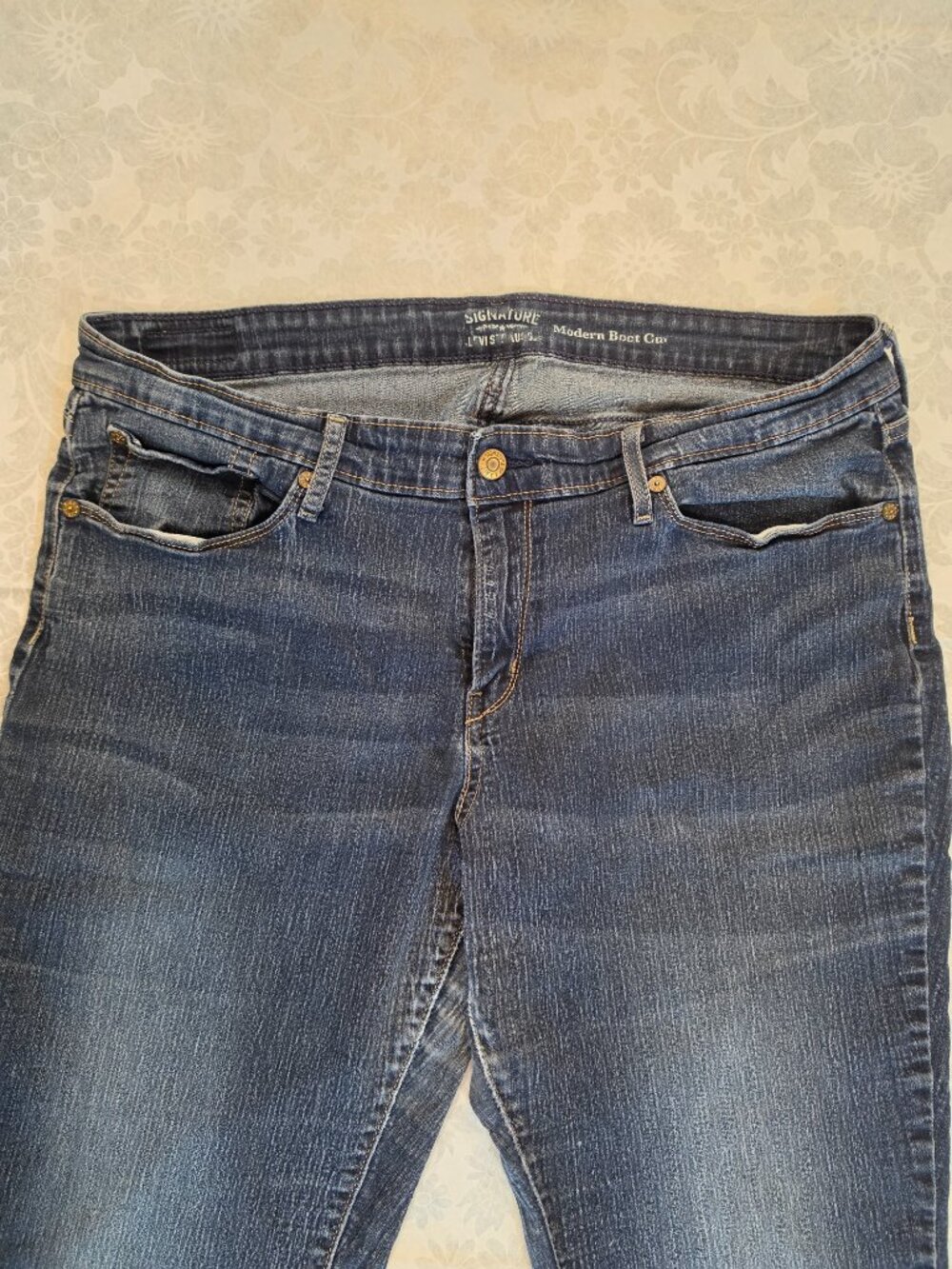 ✨ Signature by Levi Strauss Modern Bootcut Jeans Size 20M (36x32) Dark Wash - Picture 5 of 15
